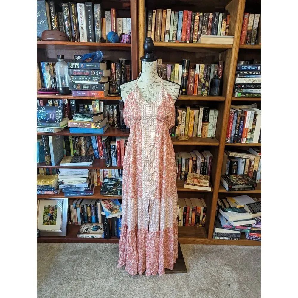 BTFL- life Giselle strappy halter maxi dress sz s nwt